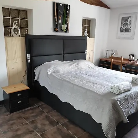Bed & Breakfast Les De