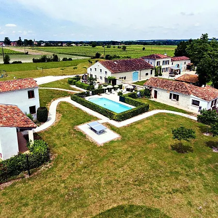 Oda ve Kahvaltı Les De Brives-sur-Charente