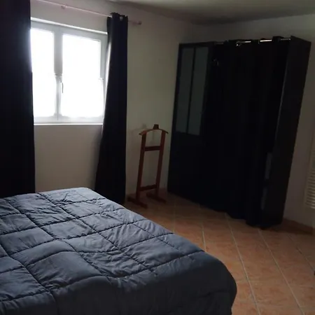 Oda ve Kahvaltı Les De