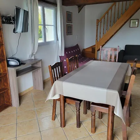 Oda ve Kahvaltı Les De Brives-sur-Charente