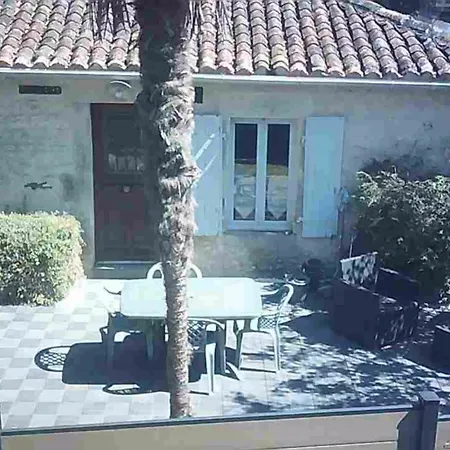 Les De Bed & Breakfast Brives-sur-Charente